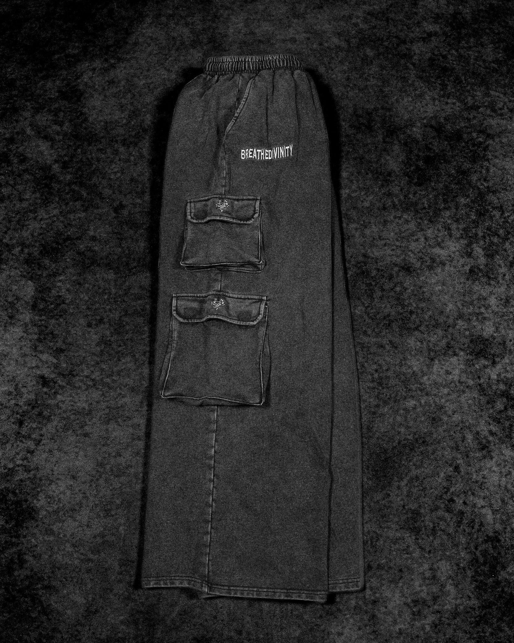 Breathe Divinity 937 Uncuffed Luxury Cargos [VINTAGE]