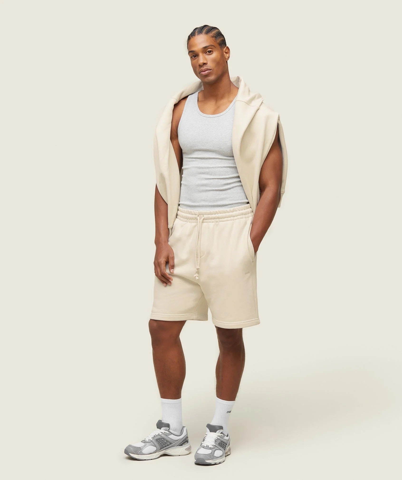 Gymshark Everywear Sweat Shorts Regular Fit Oat White