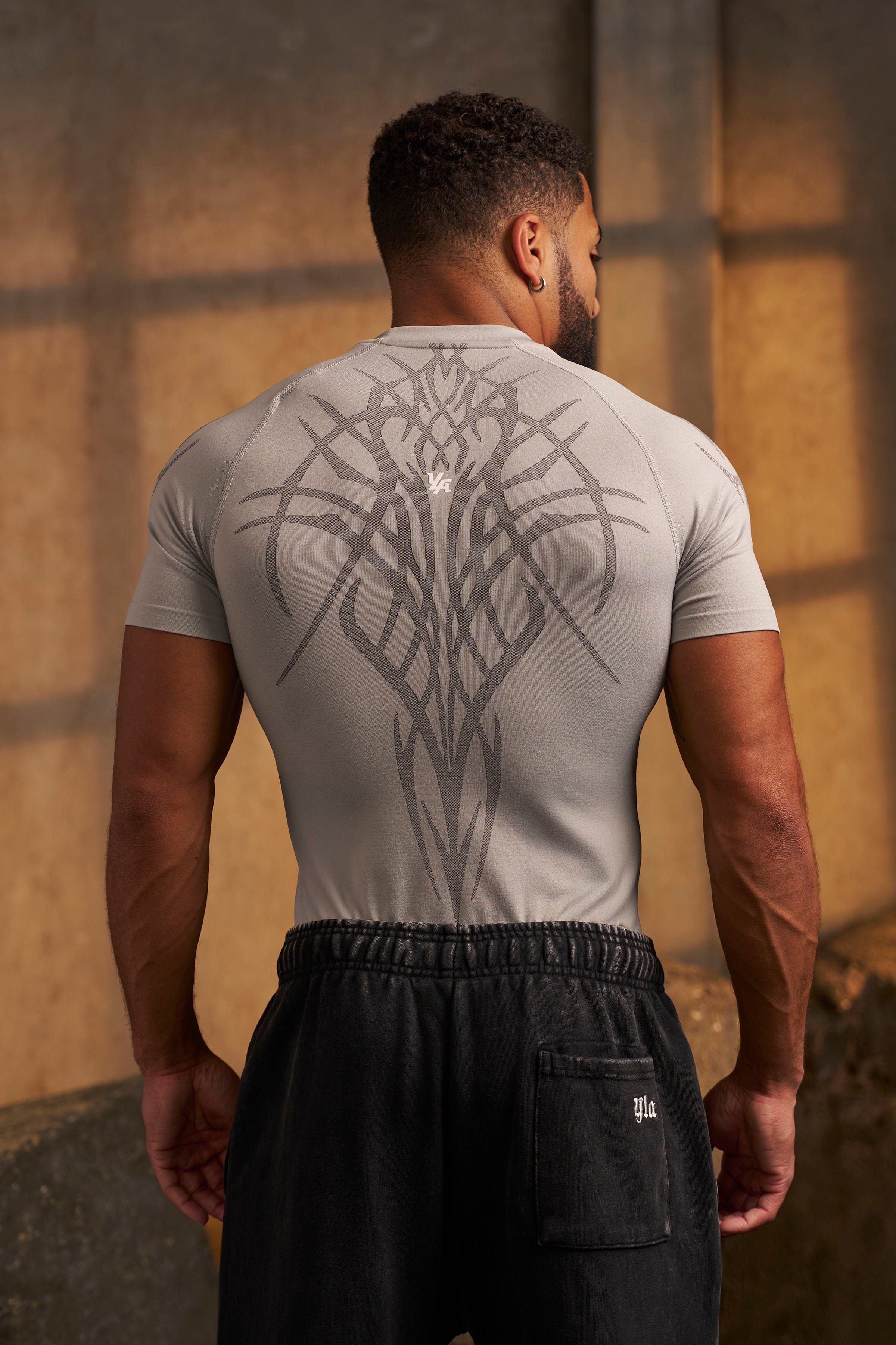 Young La 4067 - Gothic Compression Tees 'Grey'