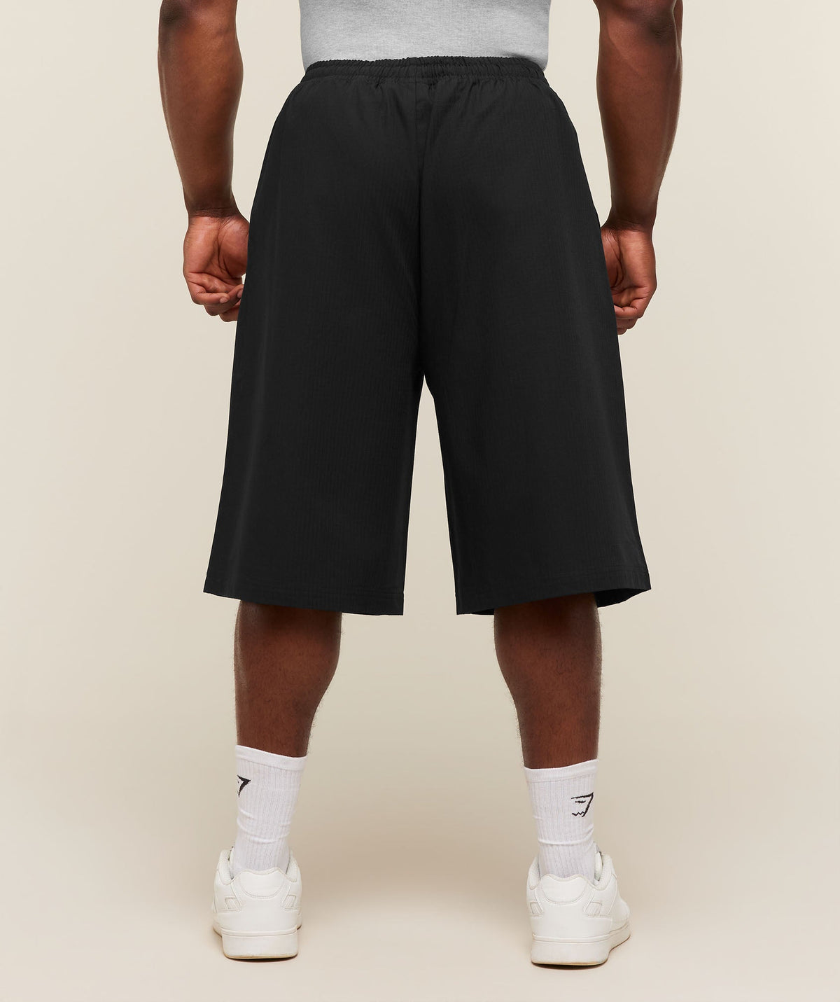 Gymshark Longline Pumper Shorts 'Black'