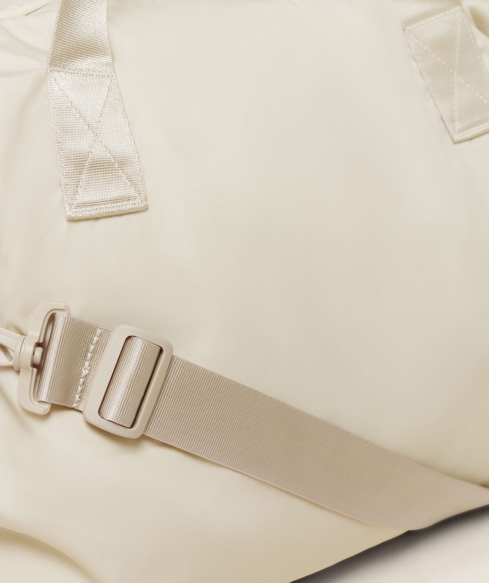 Gymshark Mode Duffle Bag 'Chalk Beige'