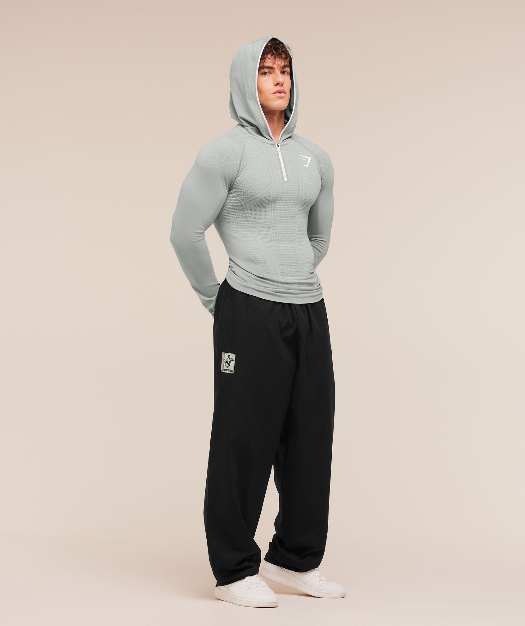 Gymshark Onyx V1 Hoodie 'Smokey Grey Light Grey White'