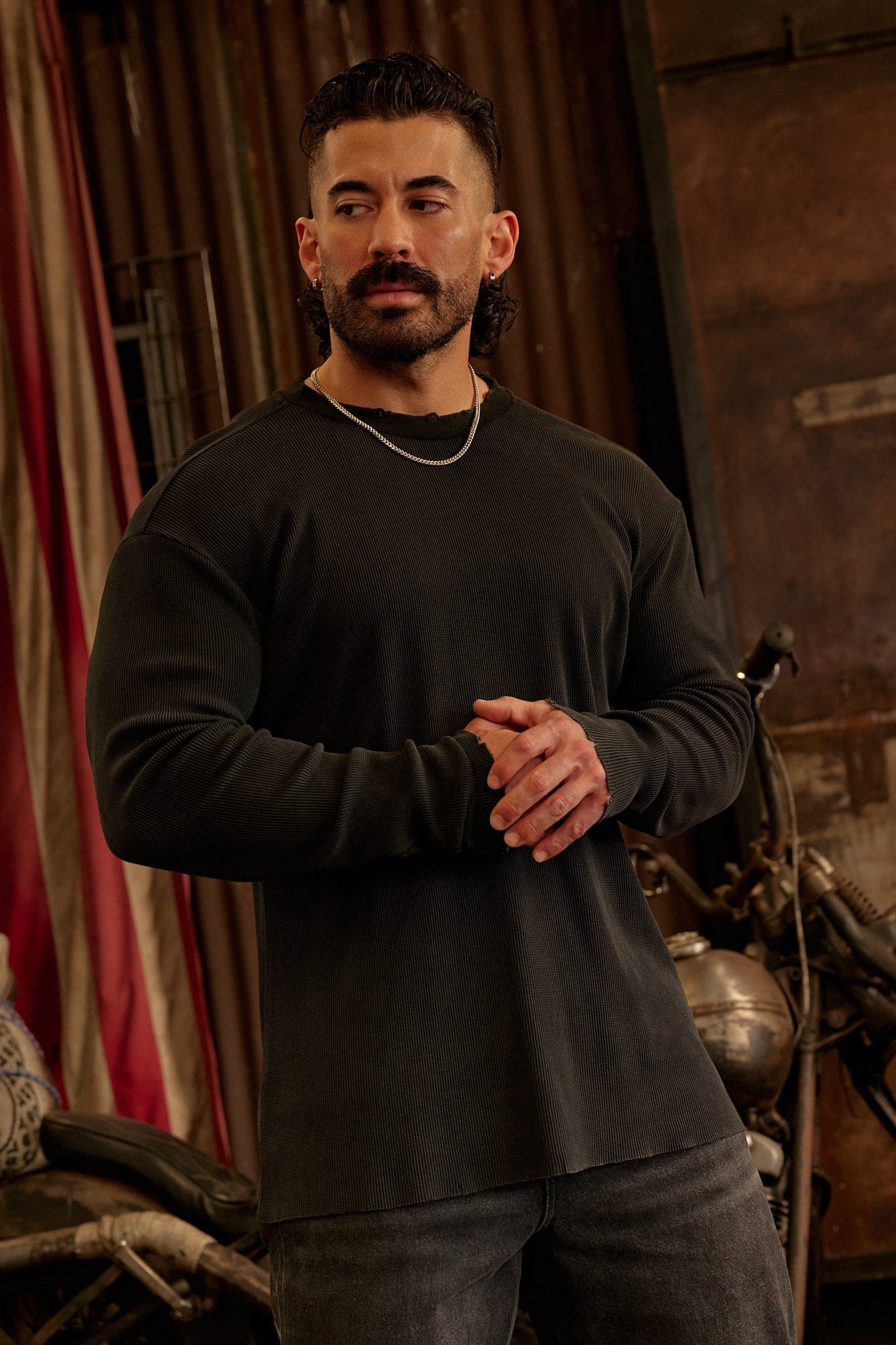 Young La 8094 - Tailored Waffle Longsleeves 'Black'