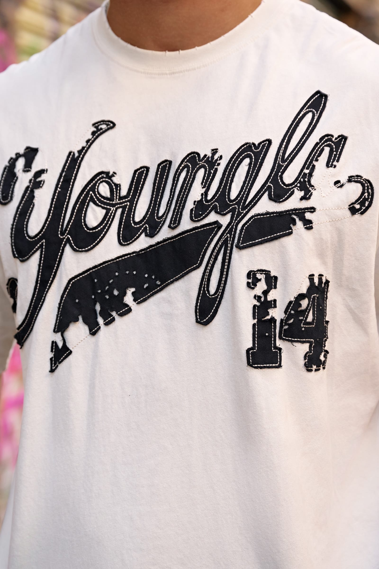 Young La 4182 - Distressed Script Tees 'Off-White'