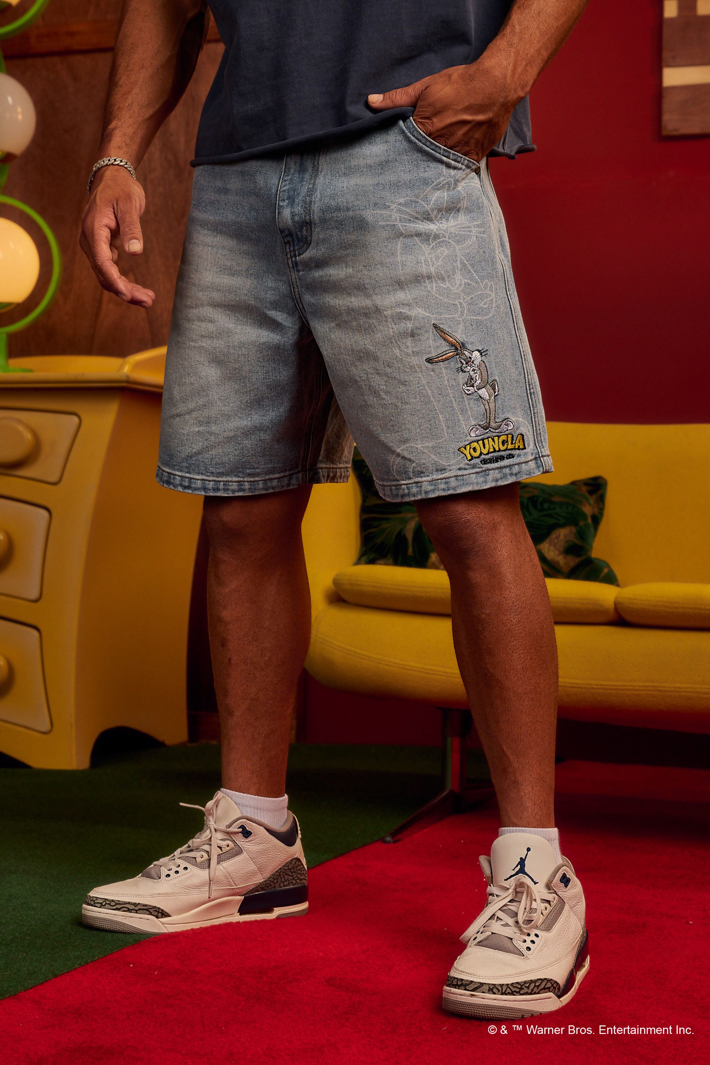 Young La 6079 - Looney Tunes Jorts 'Blue Wash'