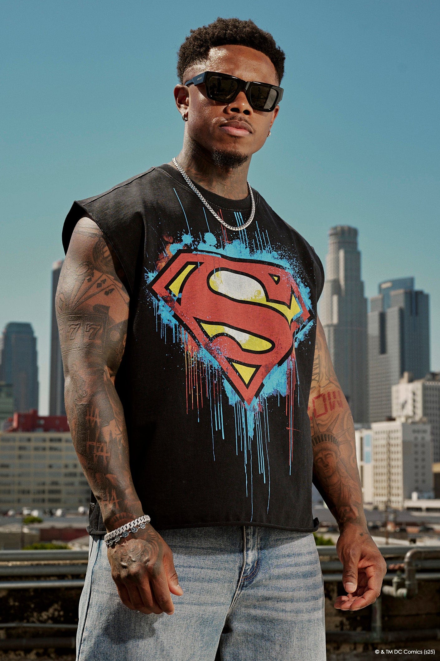 Young La 3004 - Superman Cut-Offs 'The Painting'