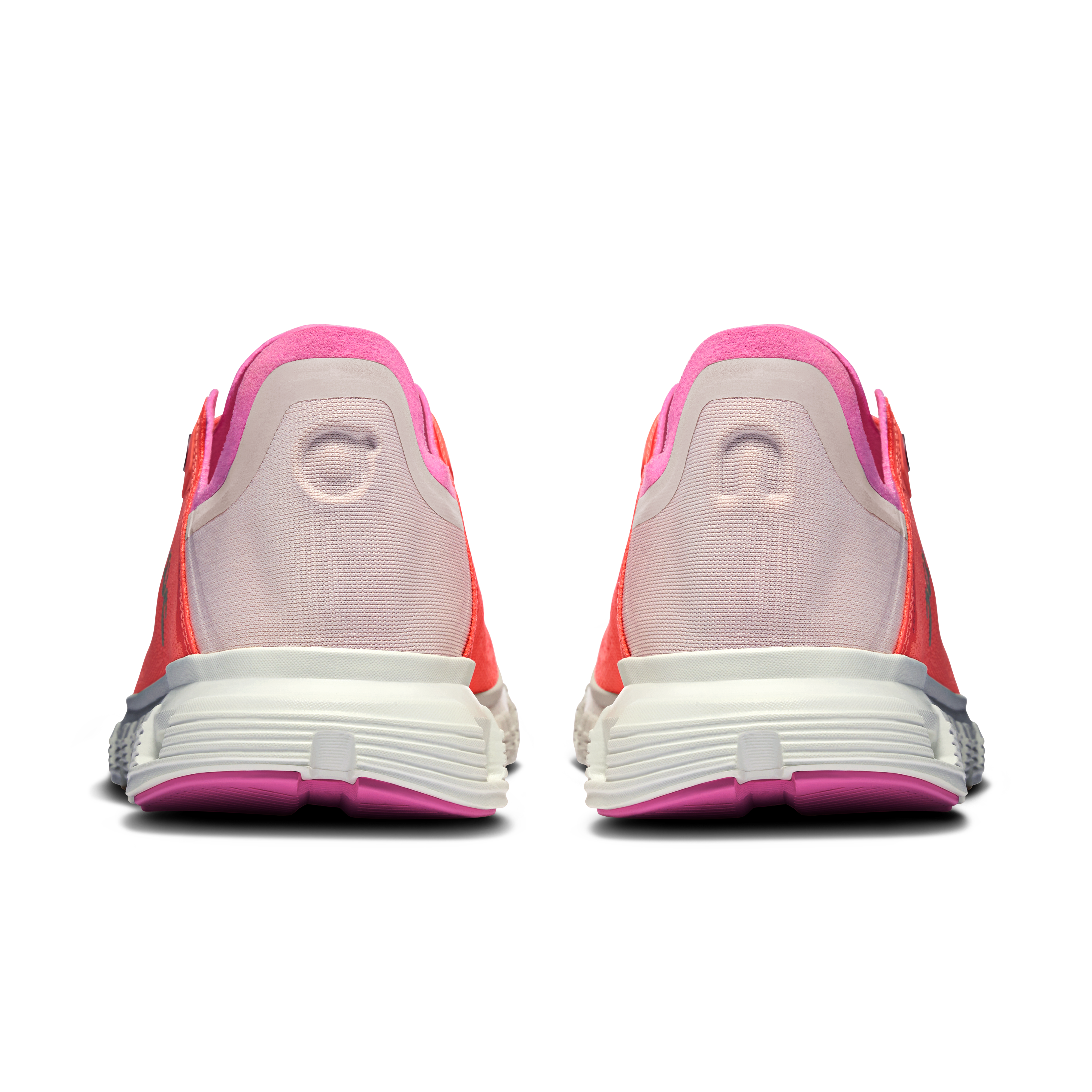 Cloud 6 Coast W Salmon | Pearl