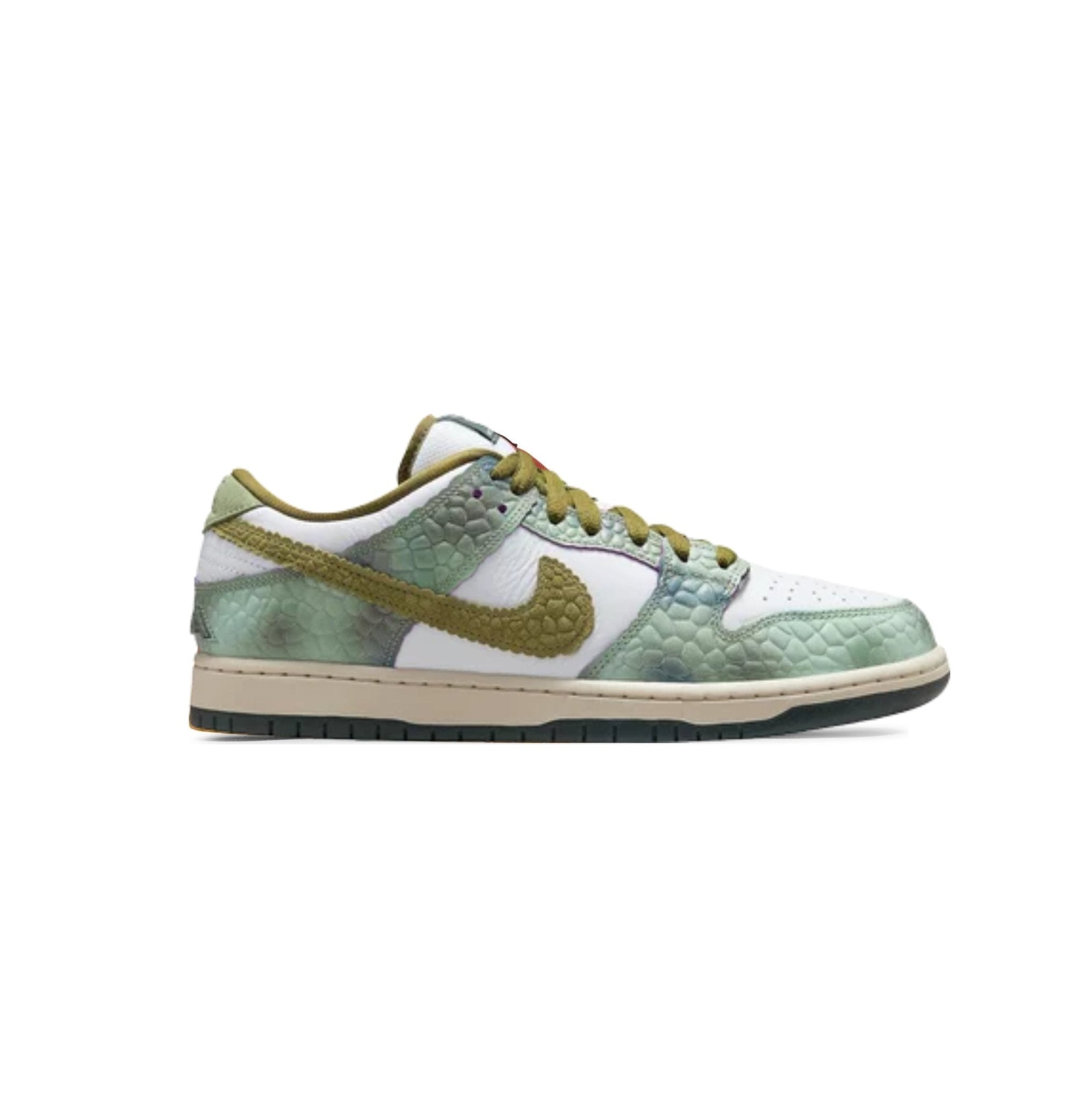 Alexis Sablone x Dunk Low SB 'Chameleon' - SneakflyyInc