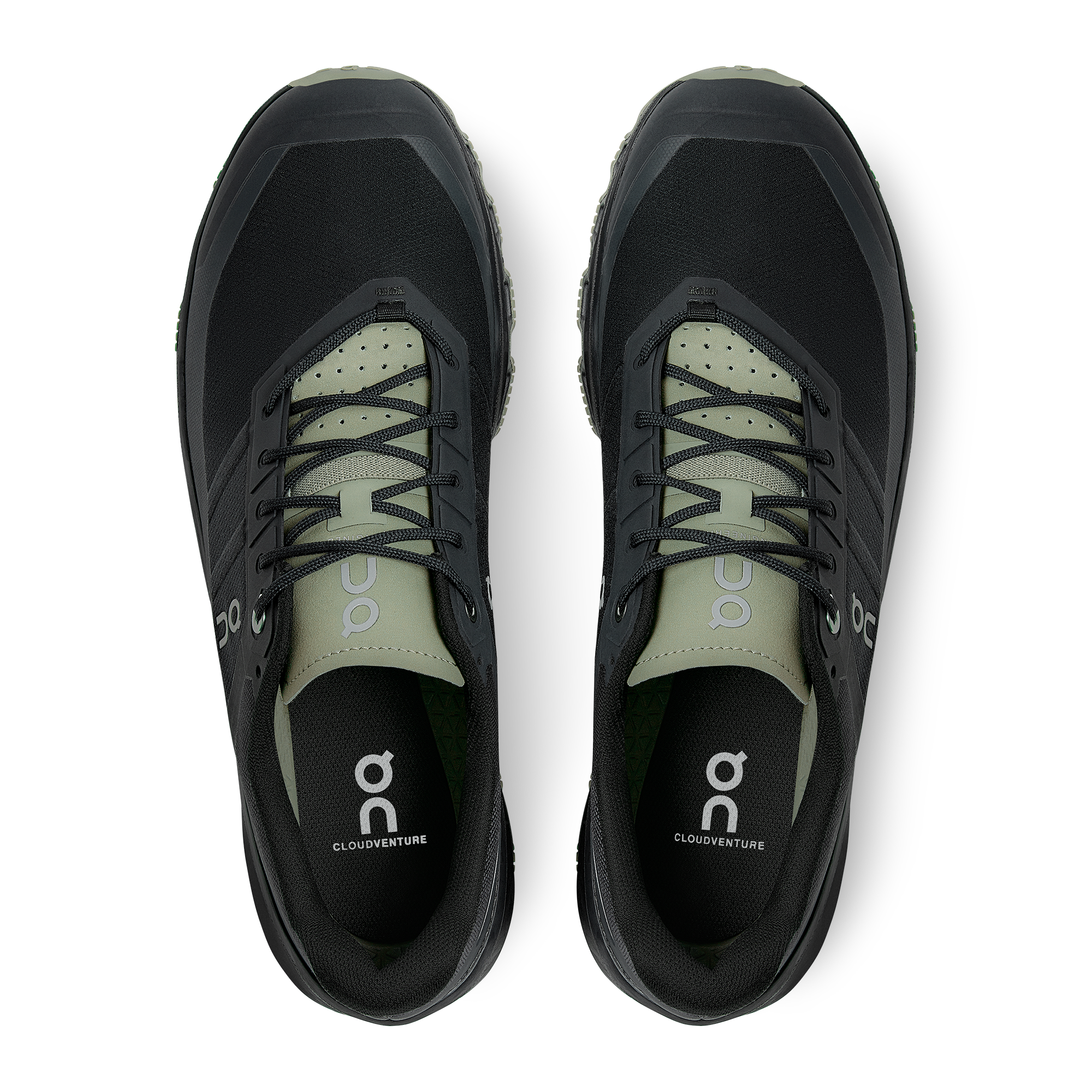 Cloudventure Black | Reseda M