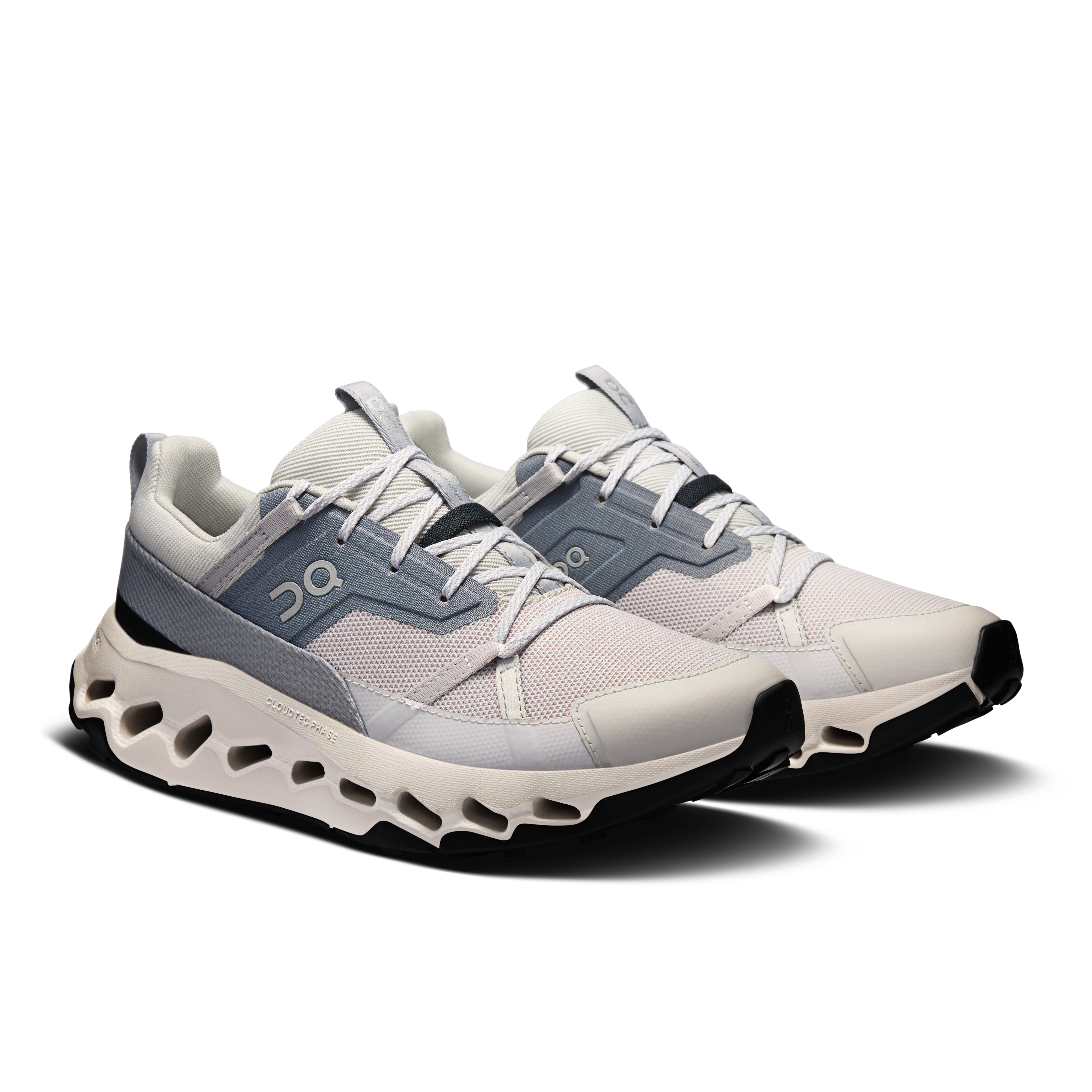 Cloudhorizon 1 W Wolf | Rock