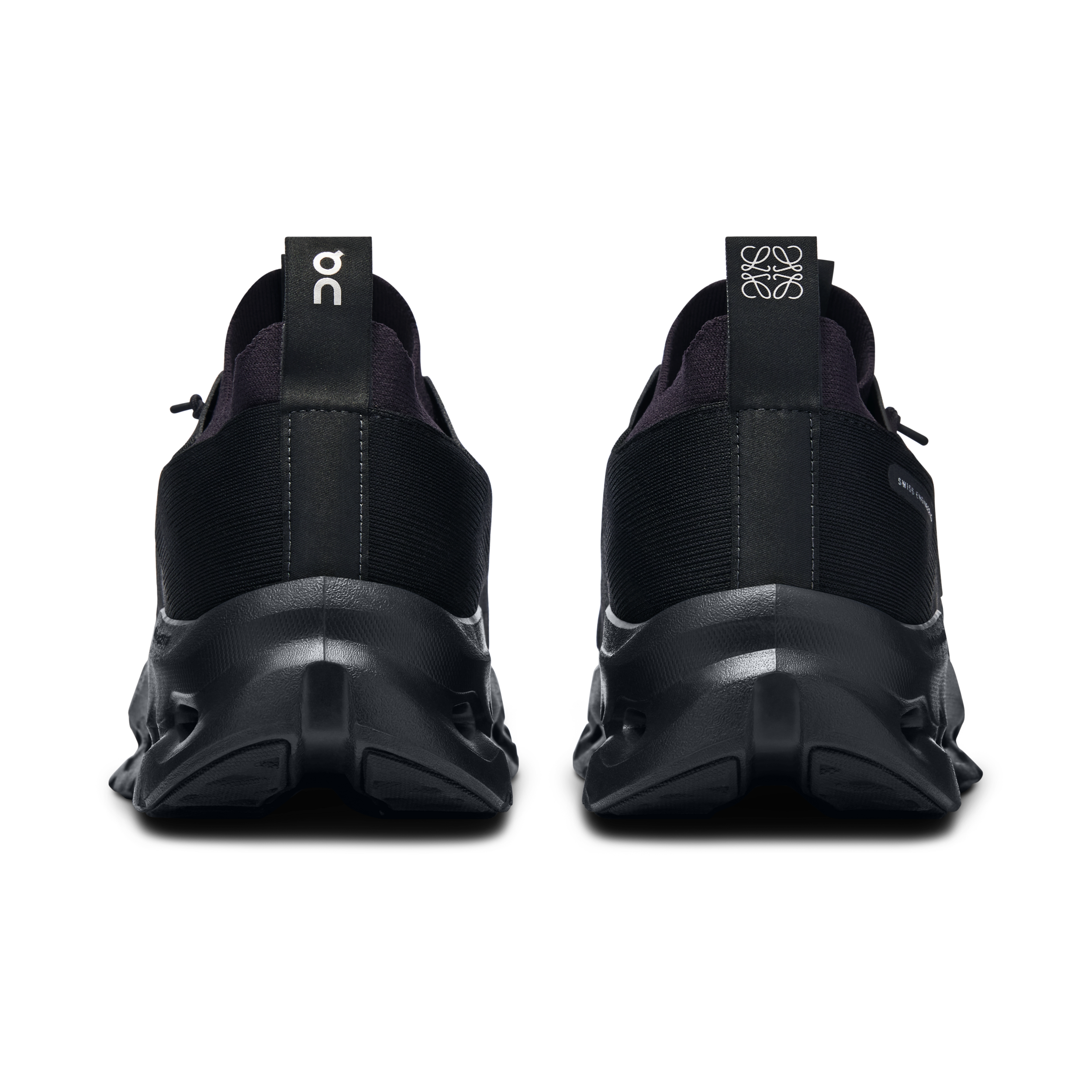 Cloudtilt LOEWE All Black M
