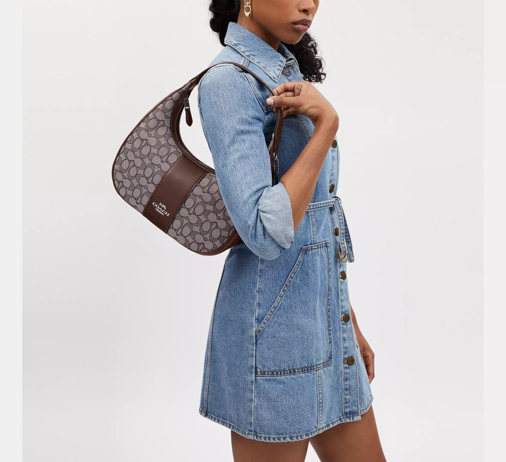 Carmen Shoulder Bag In Signature Jacquard - SneakflyyInc