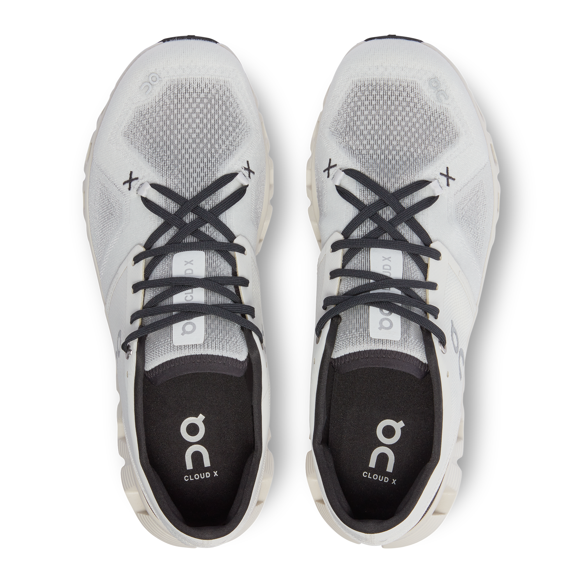 Cloud X 3 Ivory | Black M