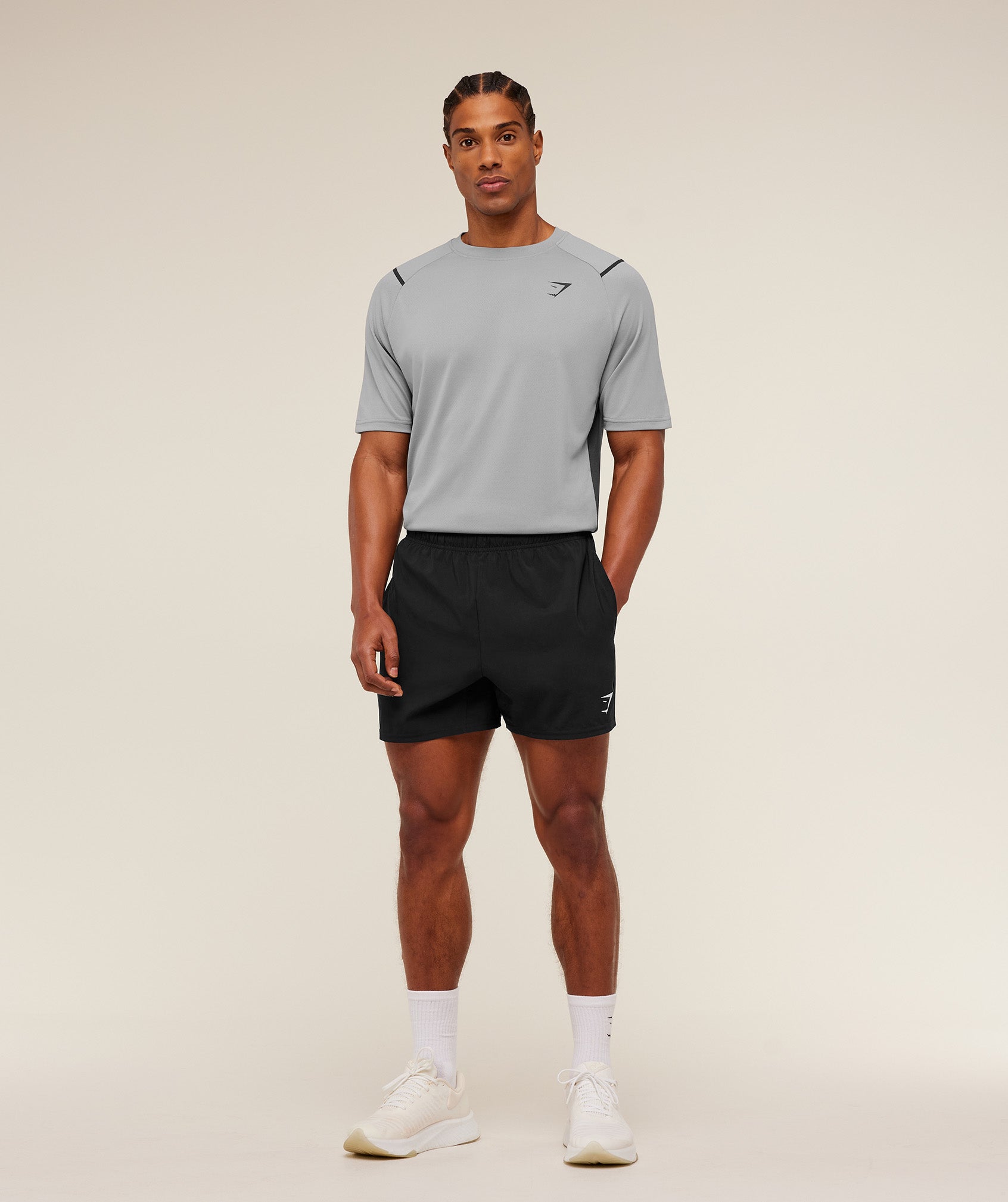 Gymshark Arrival Contrast T-Shirt 'Smokey Grey Grey'