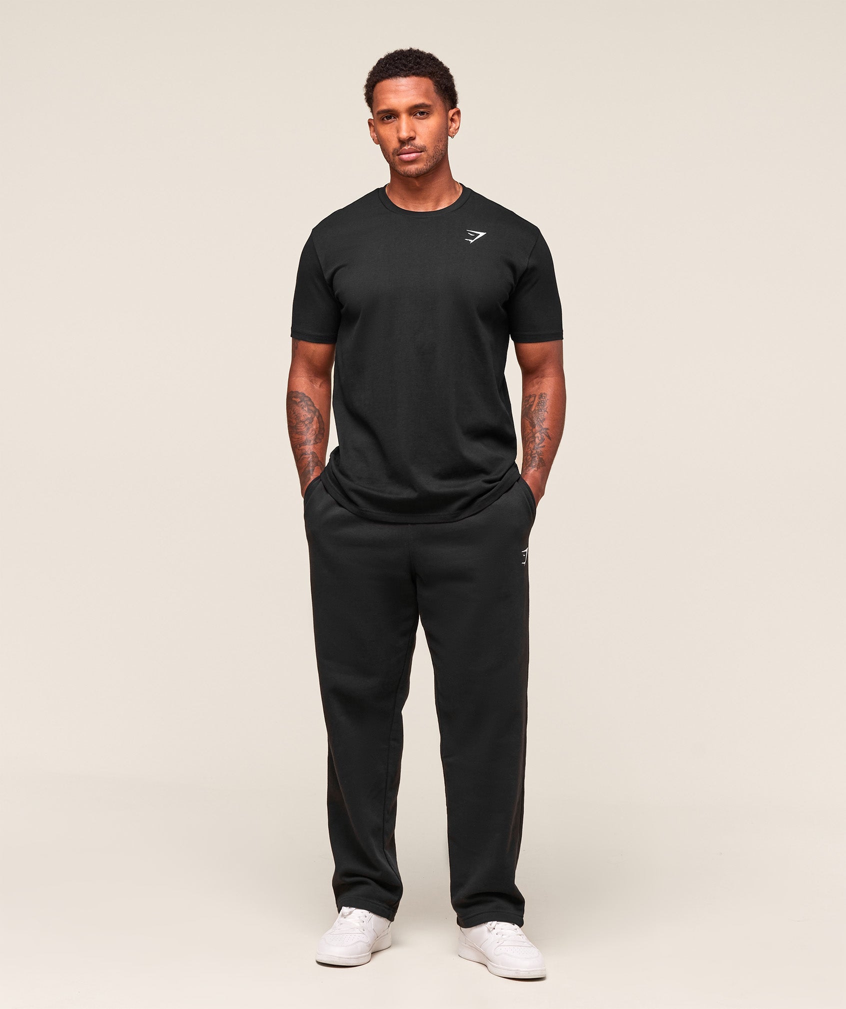 Gymshark Crest T-Shirt 'Black'
