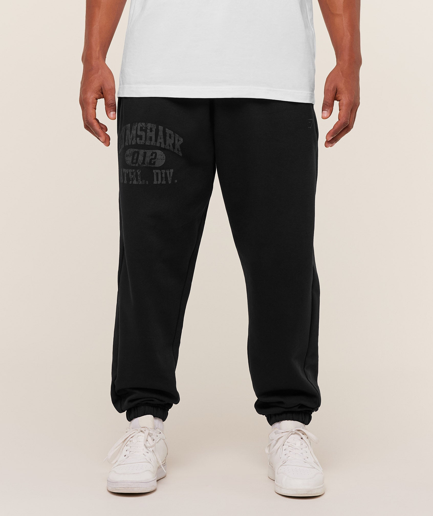 Gymshark Athletic Division Graphic Joggers 'GS Black'