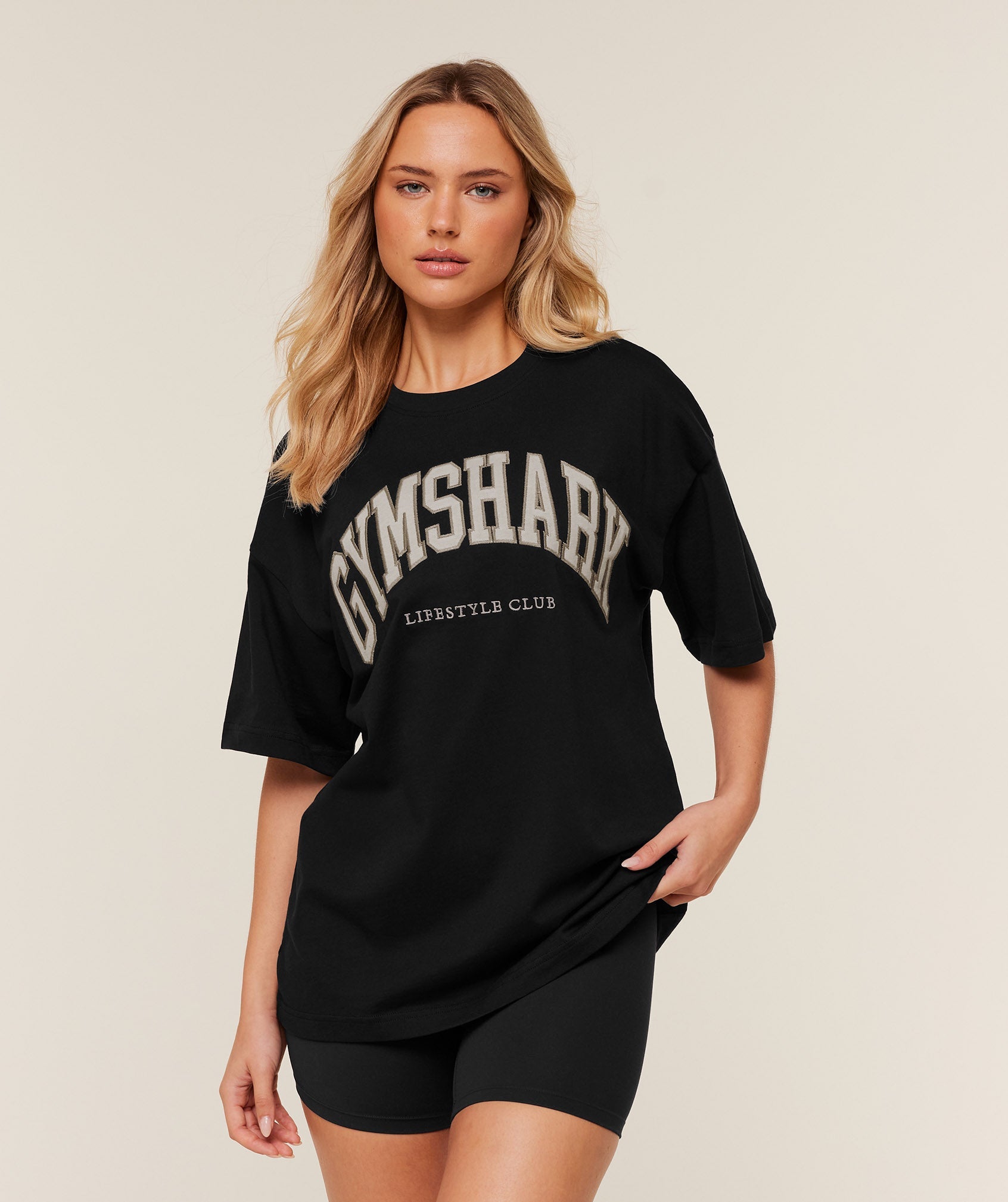 Gymshark Collegiate Graphic T-Shirt 'Black Pebble Grey'