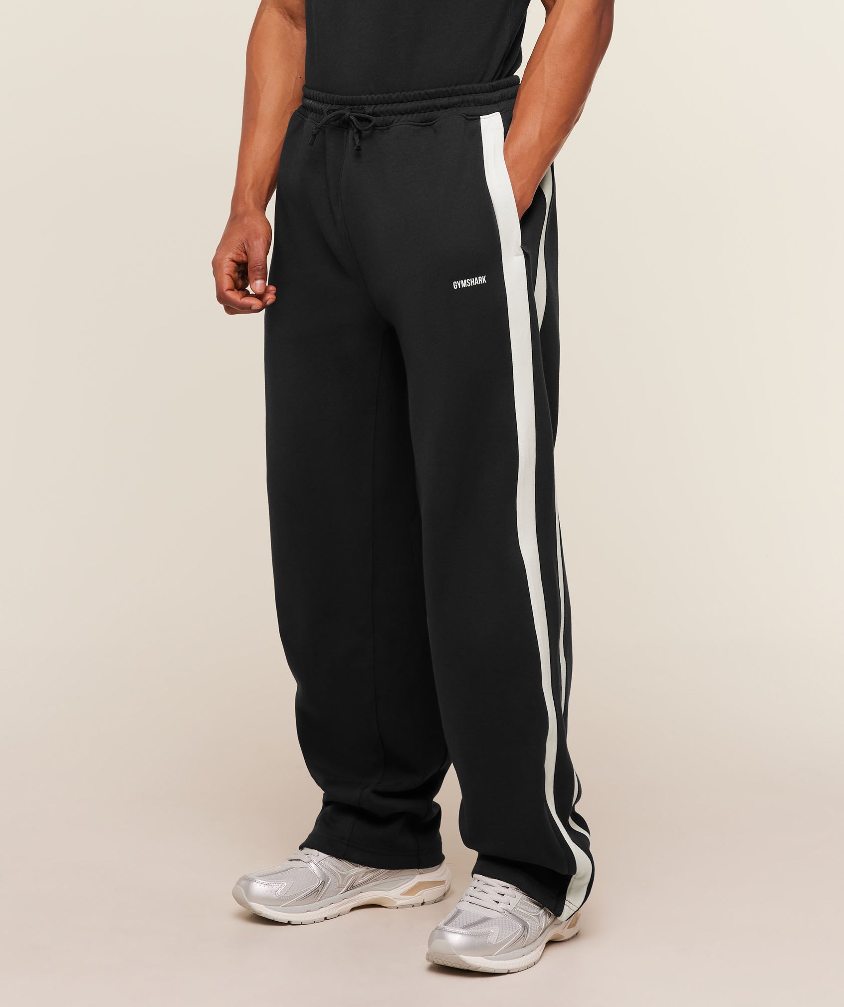 Gymshark x CBUM Straight Leg Jogger 'Black'