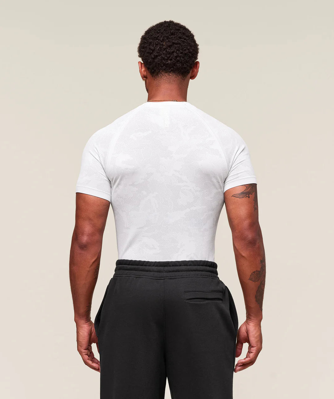 Gymshark Geo Seamless T-Shirt 'White/Light Grey'