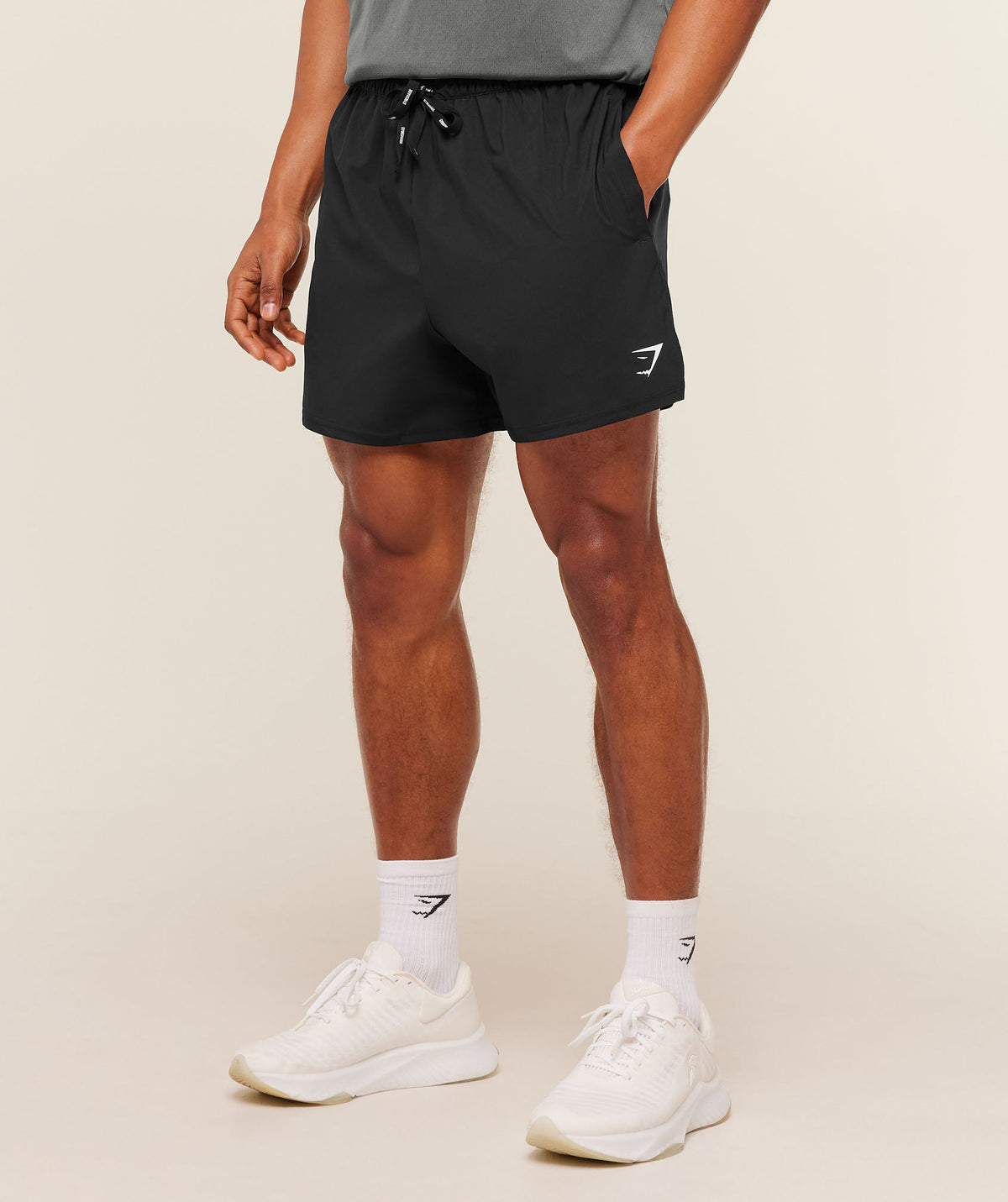 Gymshark Train 5" Shorts 'Black'