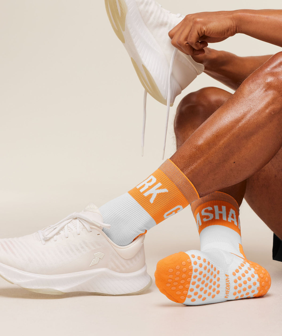 Gymshark Hybrid Training Grip Socks Single 'White Dayglow Peach'