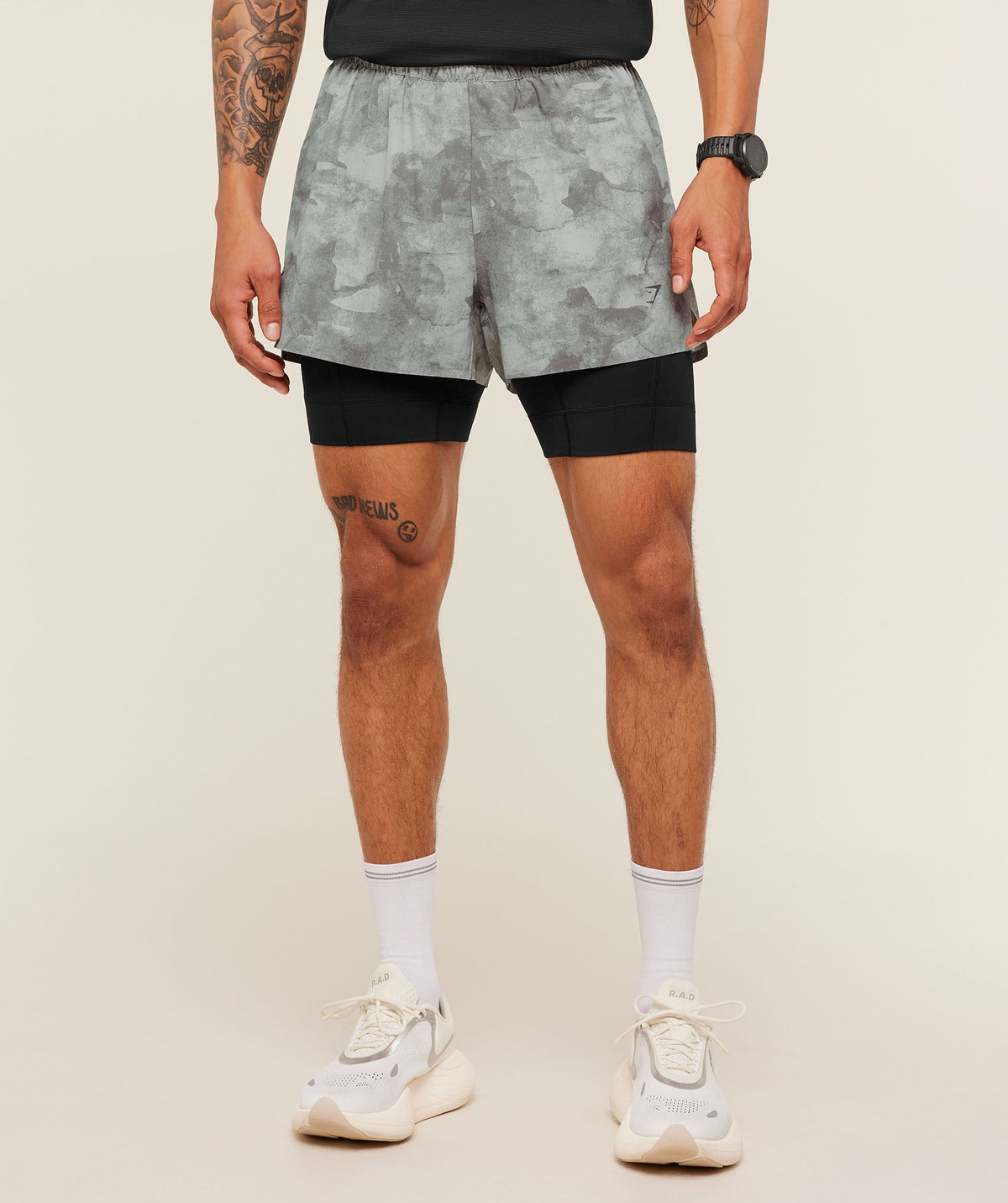 Gymshark Running Elite 2-in-1 5" Shorts 'Smokey Grey Black'