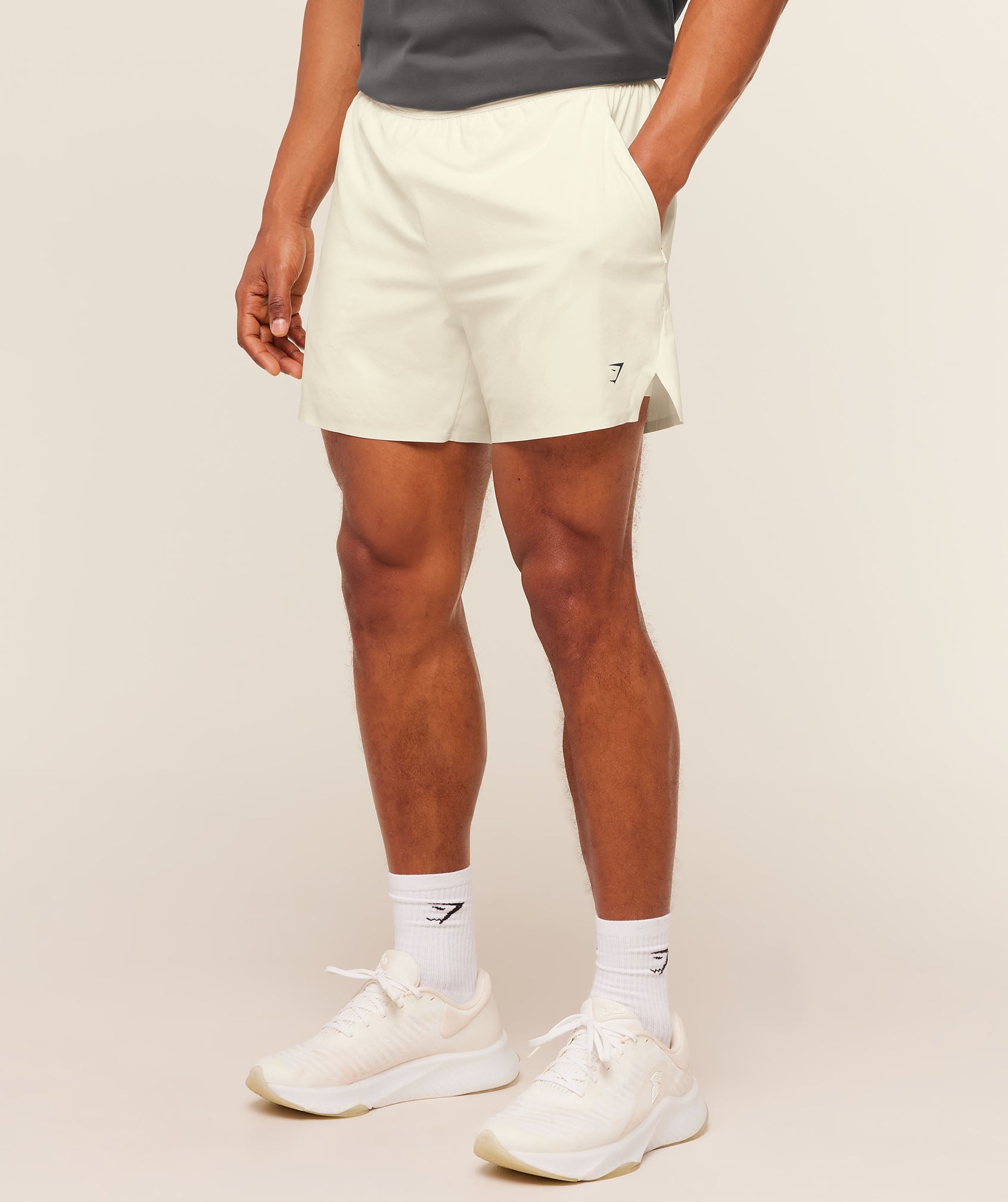 Gymshark Evolve 5" Short 'Soft White'