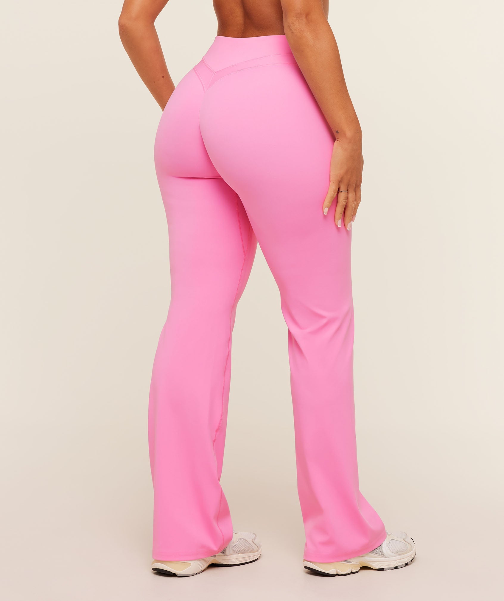 Gymshark Whitney Mid-High Rise Flared Leggings 'Focus Pink'