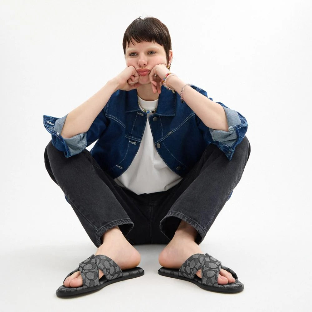 Coach Link Criss Cross Slide In Signature Jacquard Smoke Coal Black