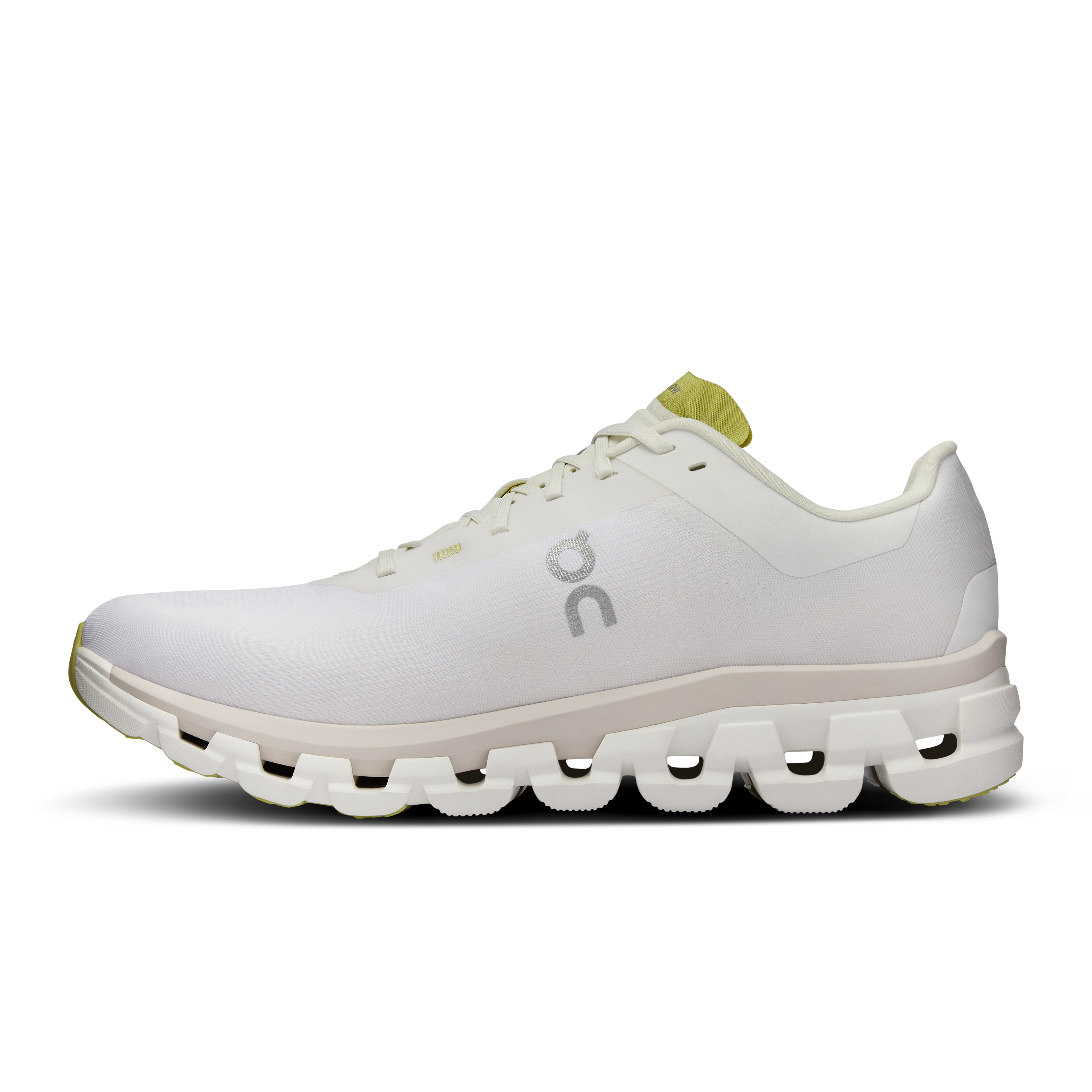 Cloudflow 4 White | Sand M