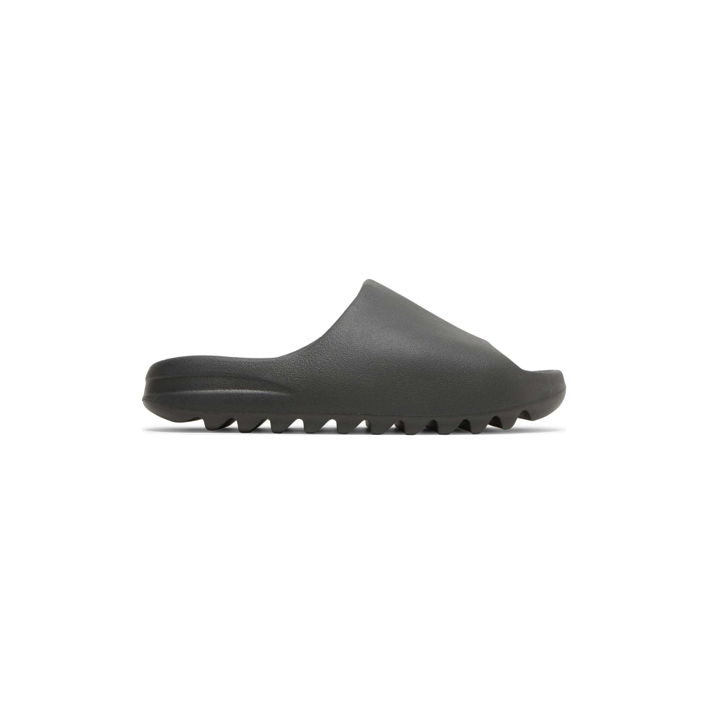 Yeezy Slides 'Onyx' - Sneakflyy