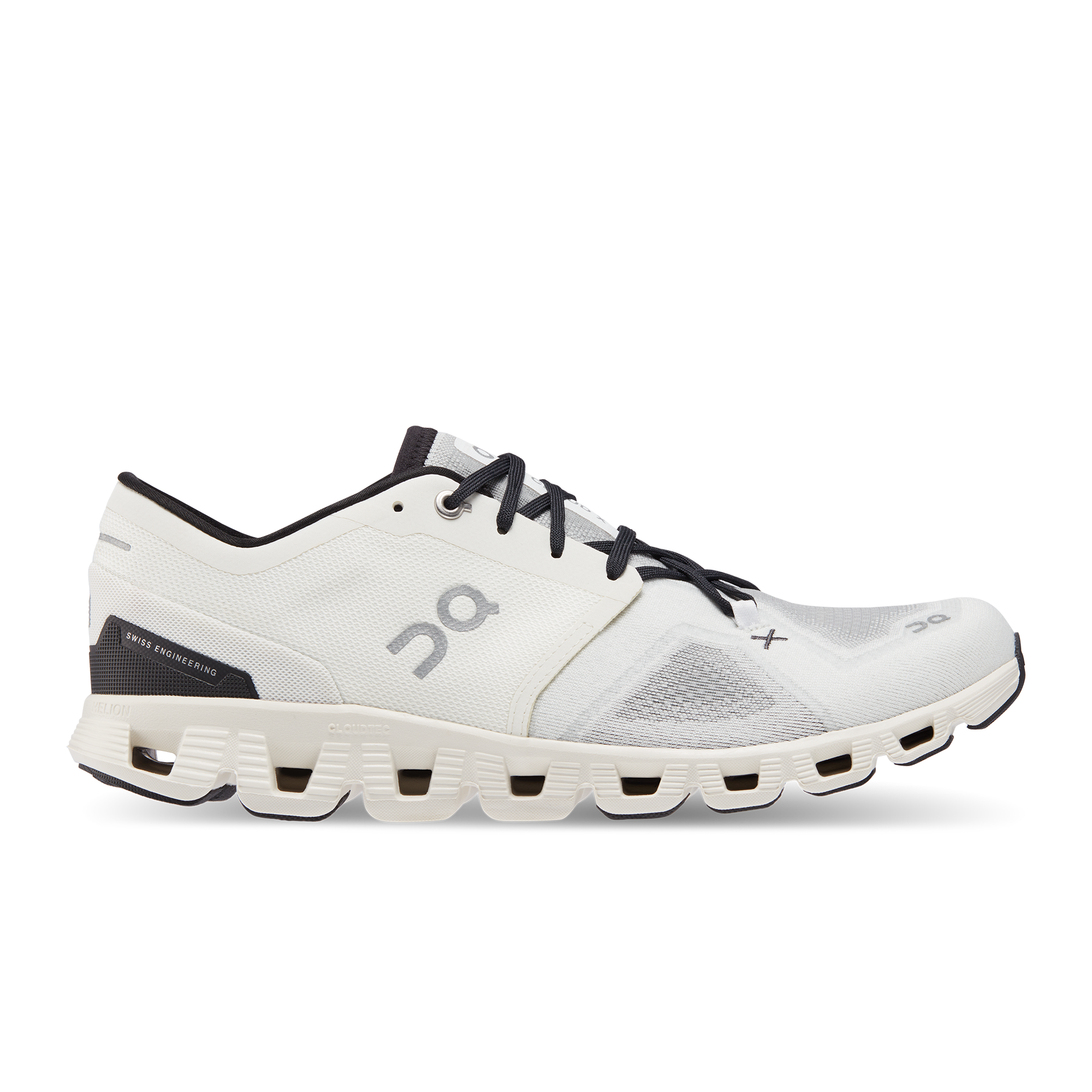 Cloud X 3 Ivory | Black M