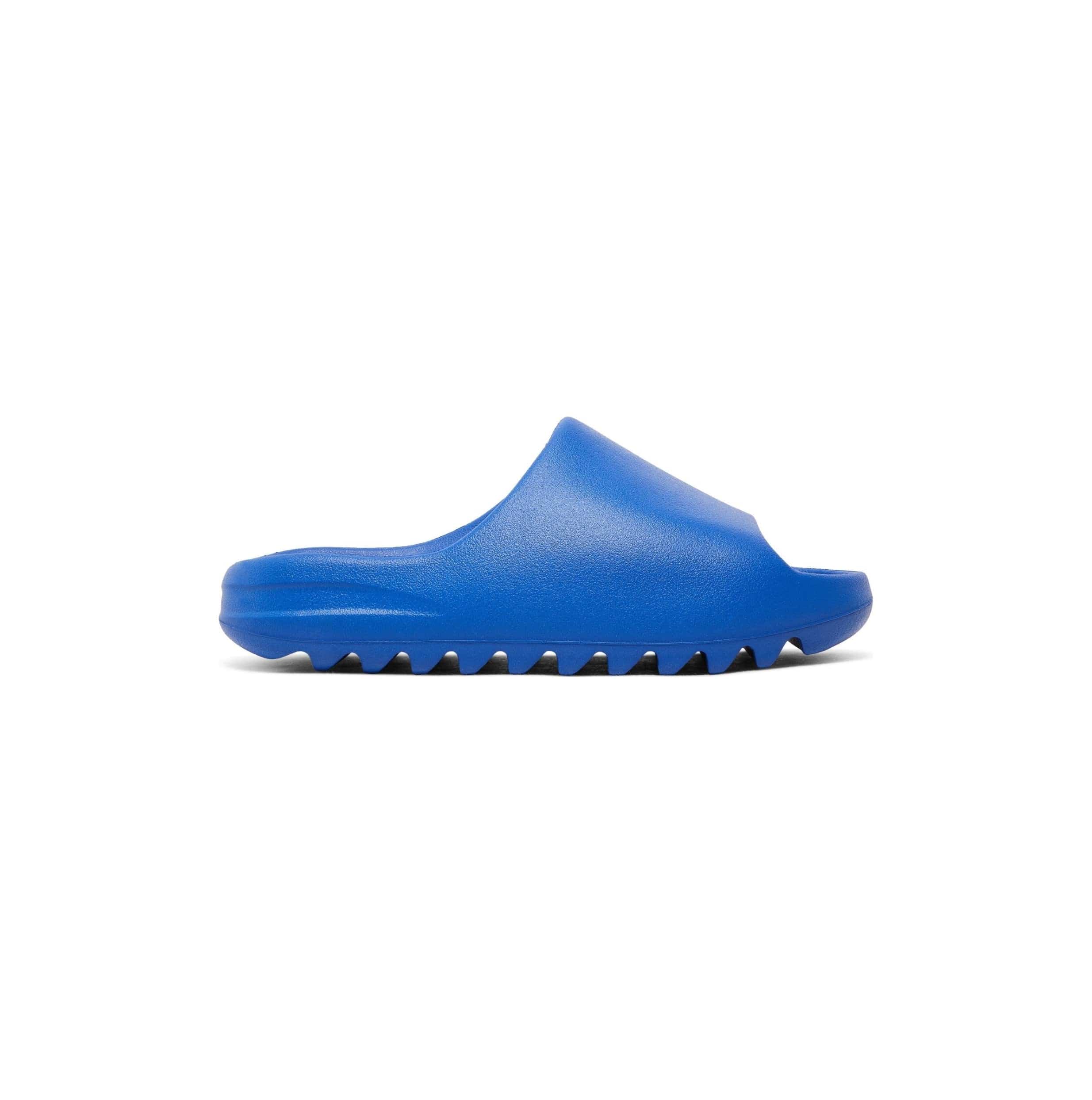 Yeezy Slides 'Azure' - Sneakflyy