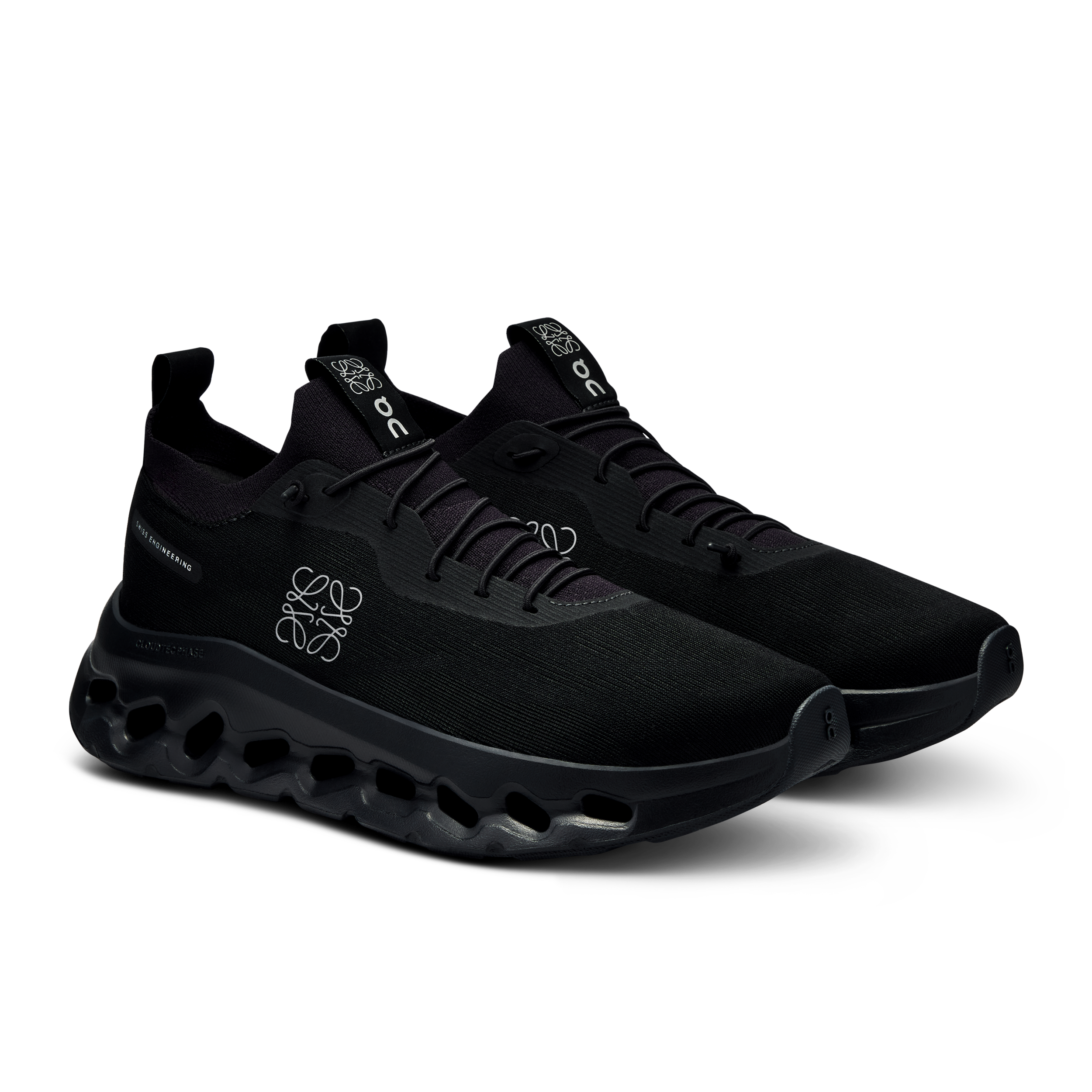 Cloudtilt LOEWE All Black W